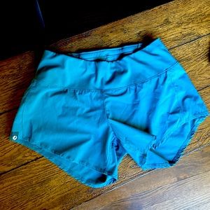 Oiselle running shorts
